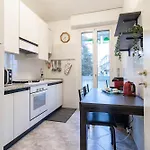 アパート H11 Trilocale San Martino Sanremo-balcone サンレモ